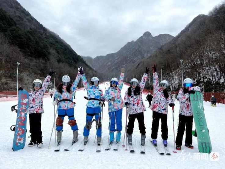 赛事搭台 产业唱戏——陕西冰雪经济跑出发展加速度(图4) image.png